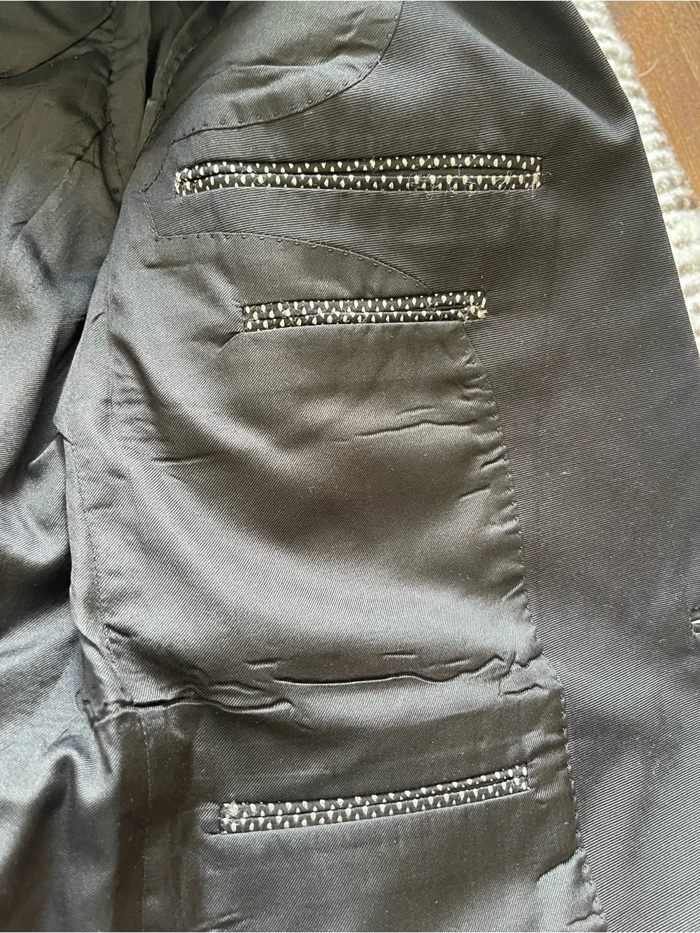 GUCCI | Men's Black/Silver Micro-Pattern Tuxedo Blazer